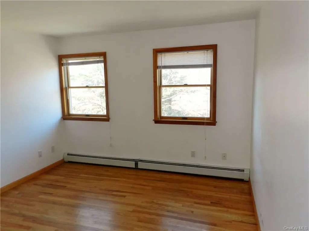 33 Gainsborg Avenue E West Harrison NY 10604