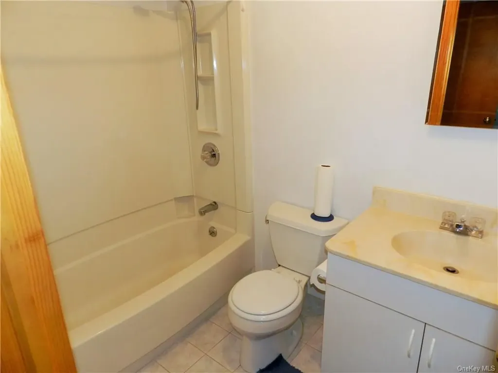 33 Gainsborg Avenue E West Harrison NY 10604