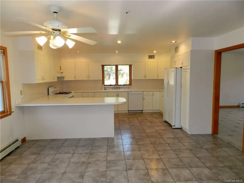 33 Gainsborg Avenue E West Harrison NY 10604