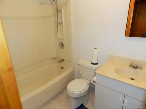 33 Gainsborg Avenue E West Harrison NY 10604