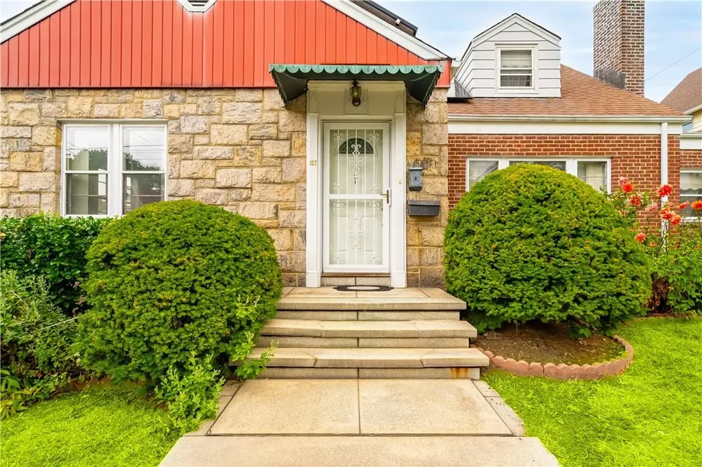 157 Villa Avenue Yonkers NY 10704