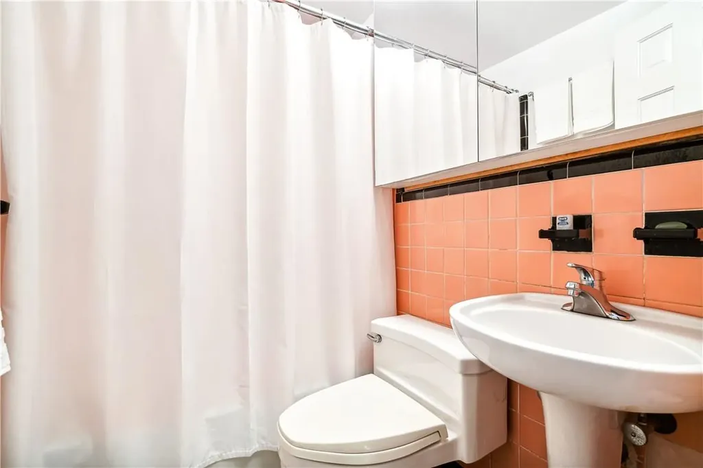 157 Villa Avenue Yonkers NY 10704