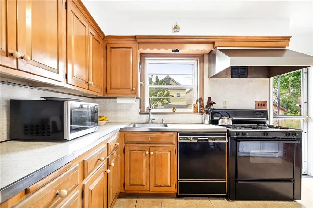 157 Villa Avenue Yonkers NY 10704