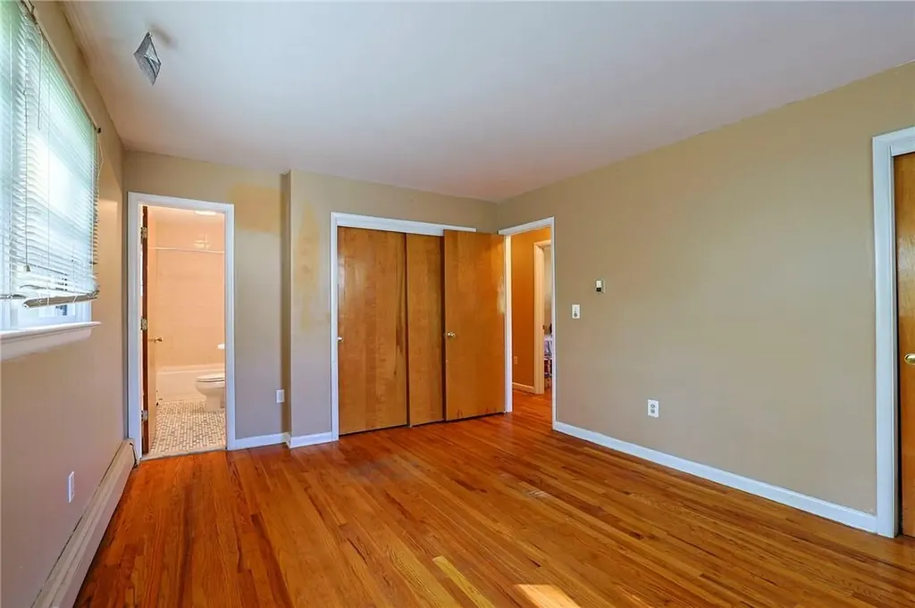 17 Panessa Drive Poughkeepsie NY 12603