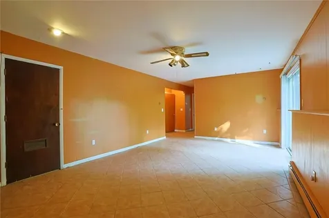 17 Panessa Drive Poughkeepsie NY 12603
