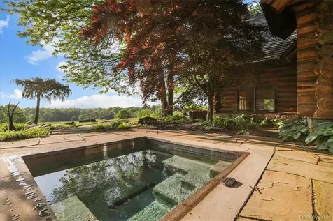 101 Mountain Lodge Washingtonville NY 10992
