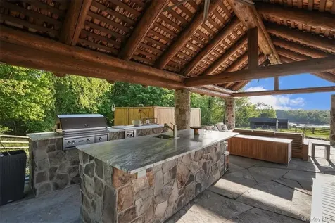 101 Mountain Lodge Washingtonville NY 10992