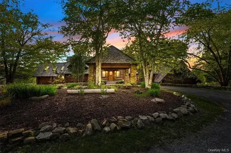 101 Mountain Lodge Washingtonville NY 10992