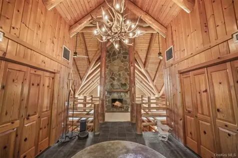 101 Mountain Lodge Washingtonville NY 10992