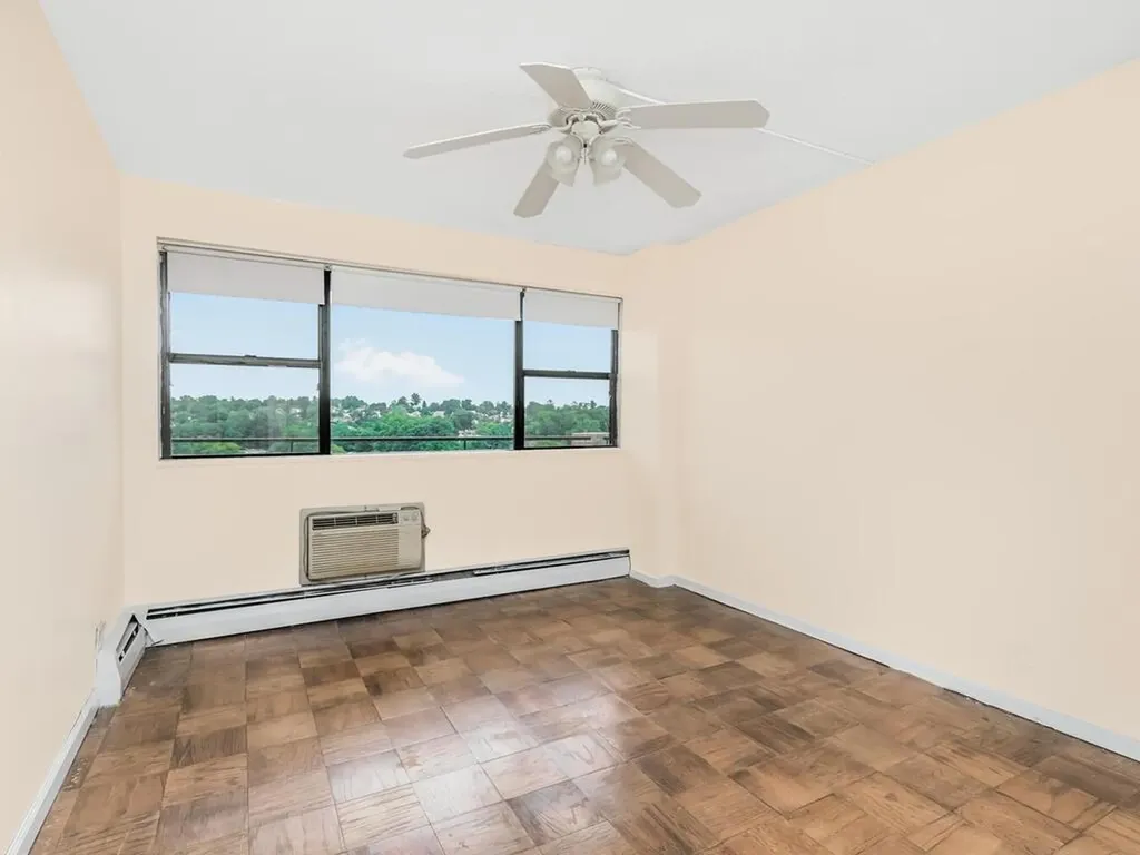 1523 Central Park Avenue Yonkers NY 10710