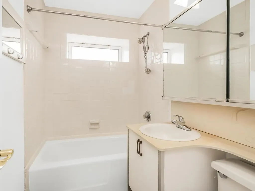 1523 Central Park Avenue Yonkers NY 10710