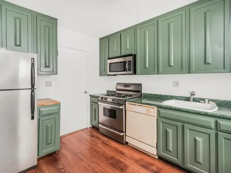 1523 Central Park Avenue Yonkers NY 10710