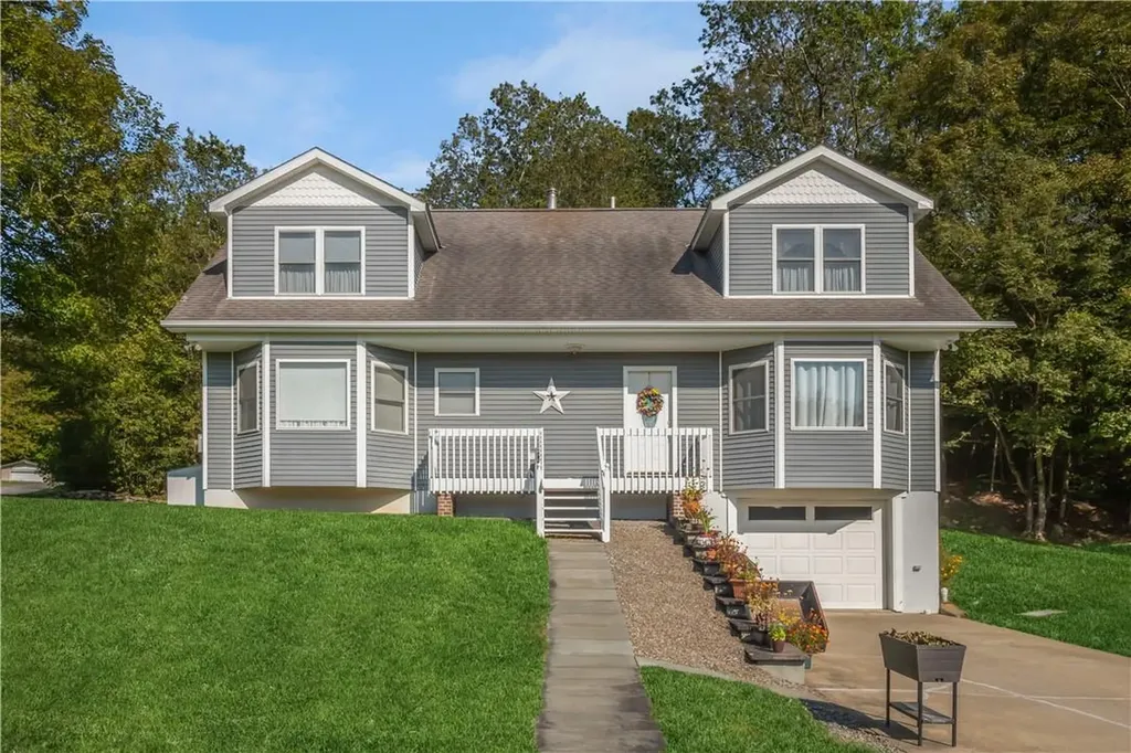 588 Quaker Lane Hyde Park NY 12538