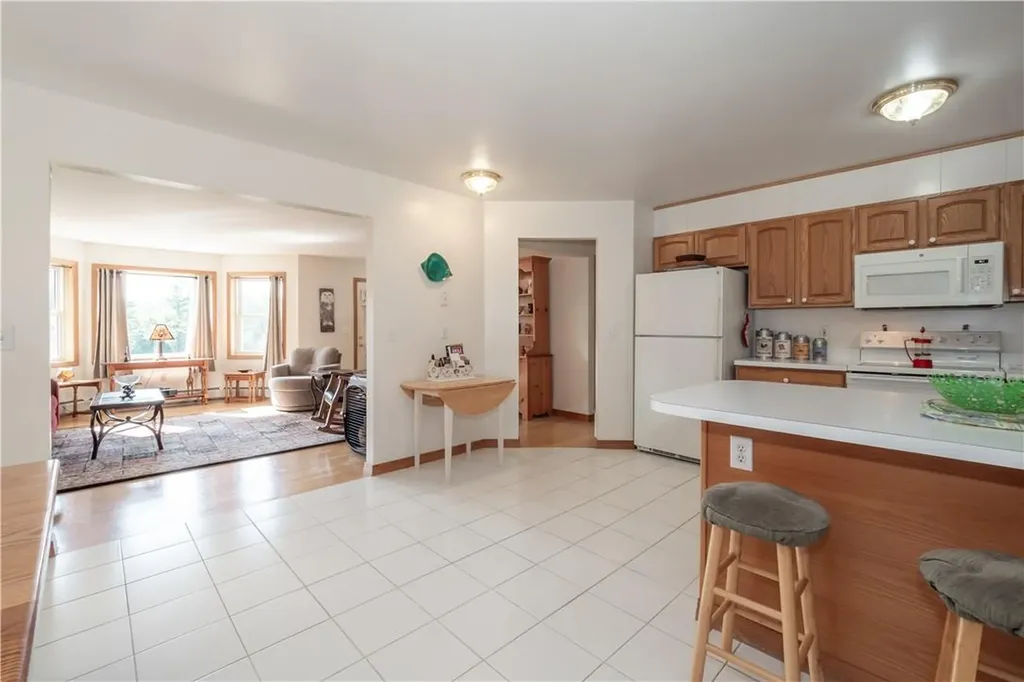 588 Quaker Lane Hyde Park NY 12538