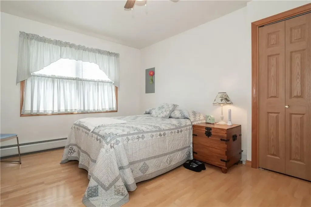 588 Quaker Lane Hyde Park NY 12538