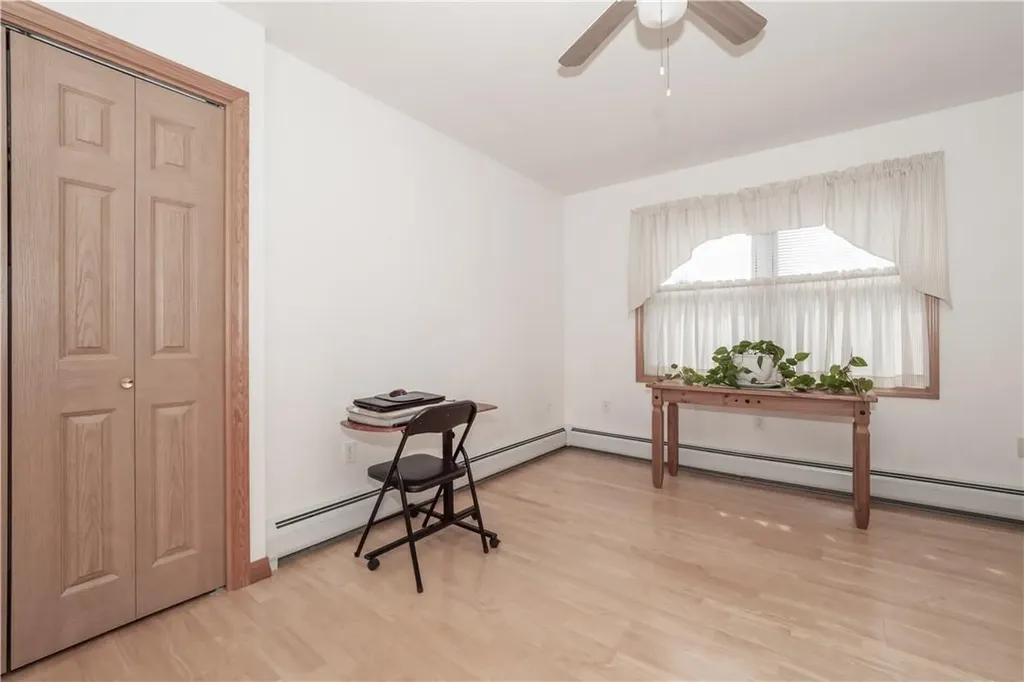 588 Quaker Lane Hyde Park NY 12538
