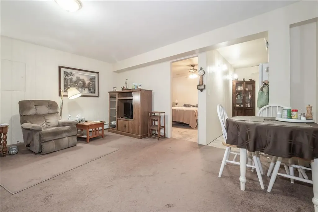 588 Quaker Lane Hyde Park NY 12538