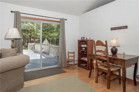 588 Quaker Lane Hyde Park NY 12538