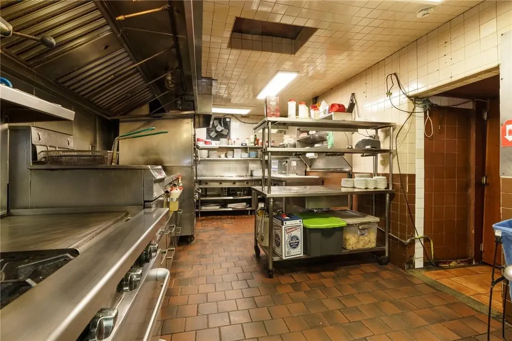 536 E Main Street Middletown NY 10940