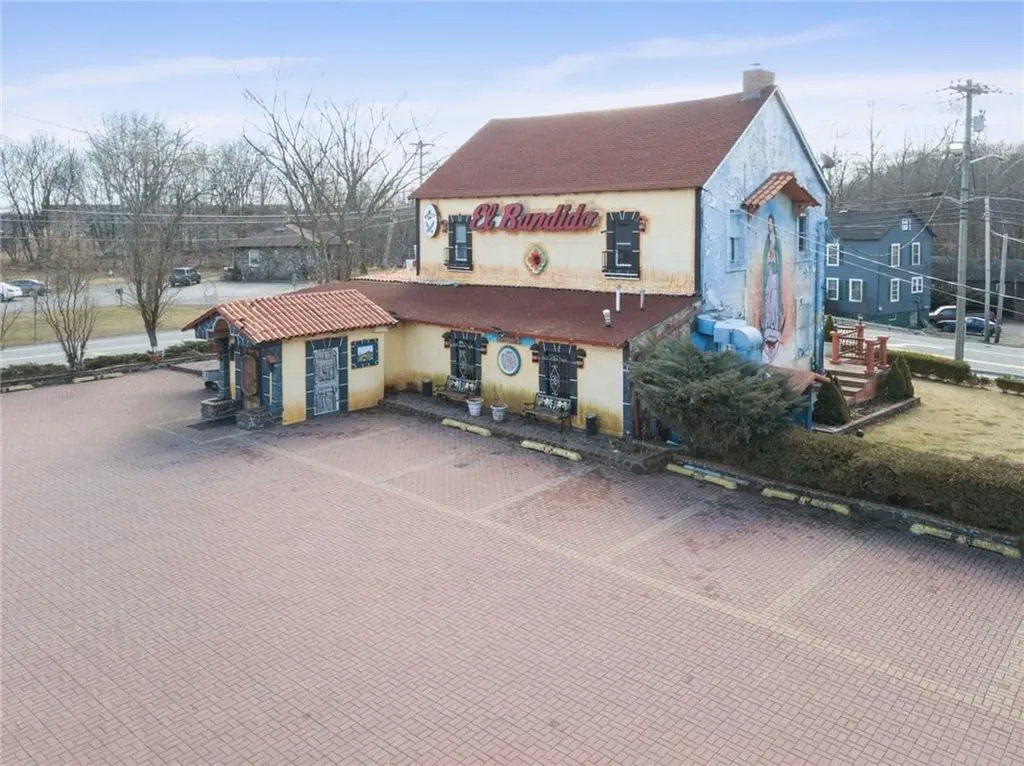 536 E Main Street Middletown NY 10940