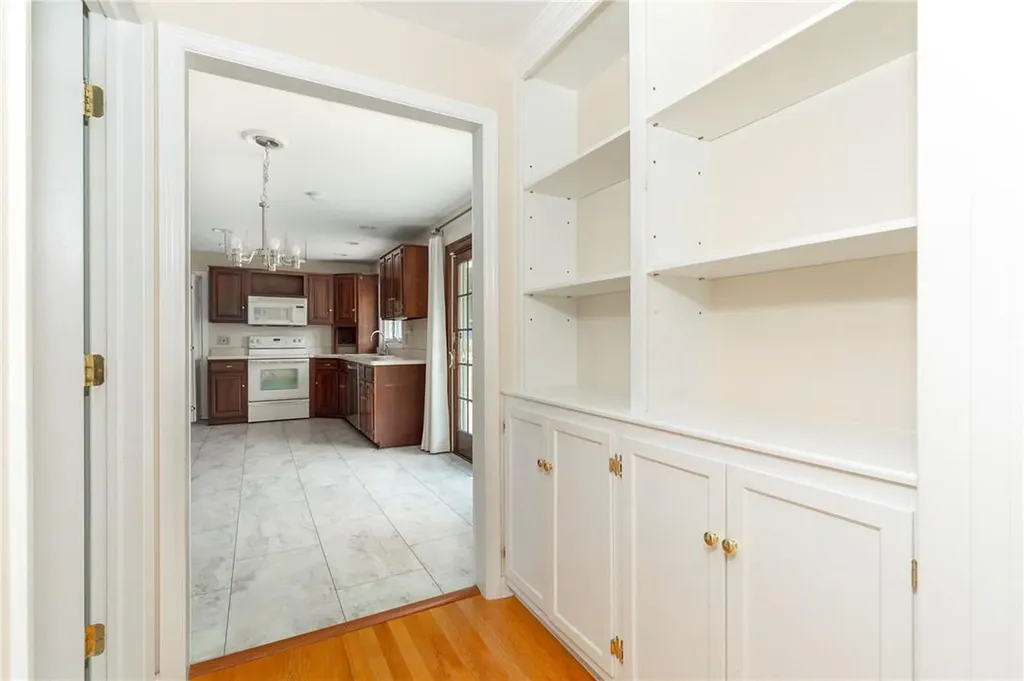 8 Morehouse Road Poughkeepsie NY 12603