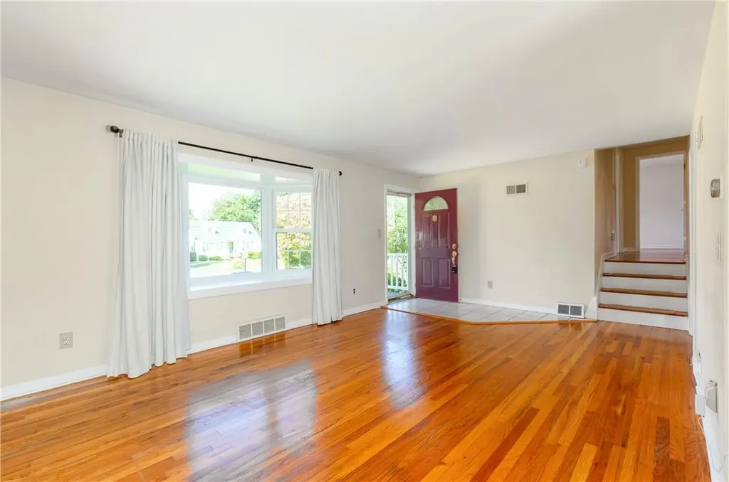 8 Morehouse Road Poughkeepsie NY 12603
