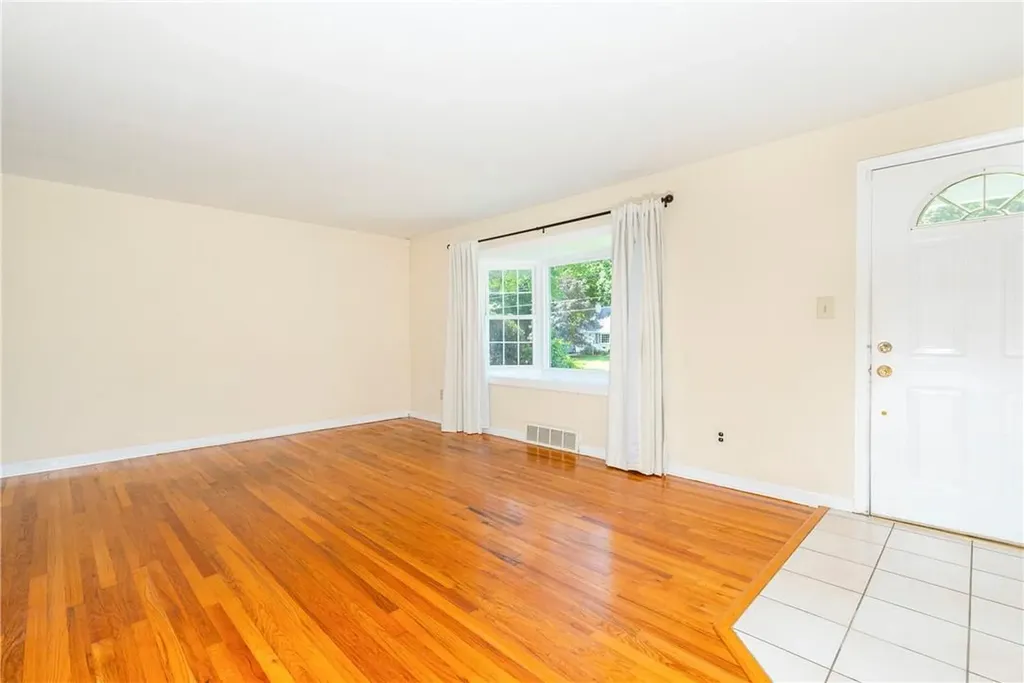 8 Morehouse Road Poughkeepsie NY 12603
