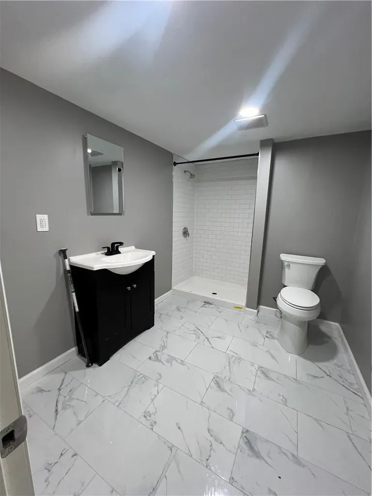 8 Carl Place New Windsor NY 12553