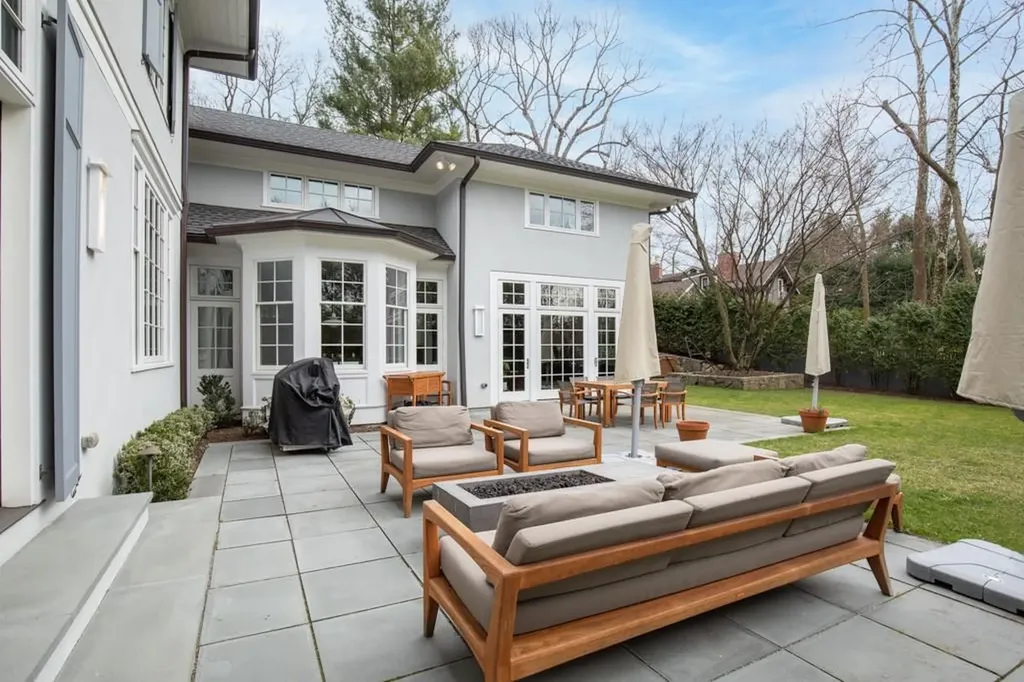 2 Rectory Lane Scarsdale NY 10583