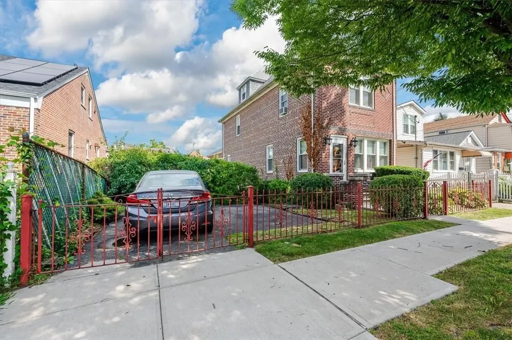 750 Edison Avenue Bronx NY 10465