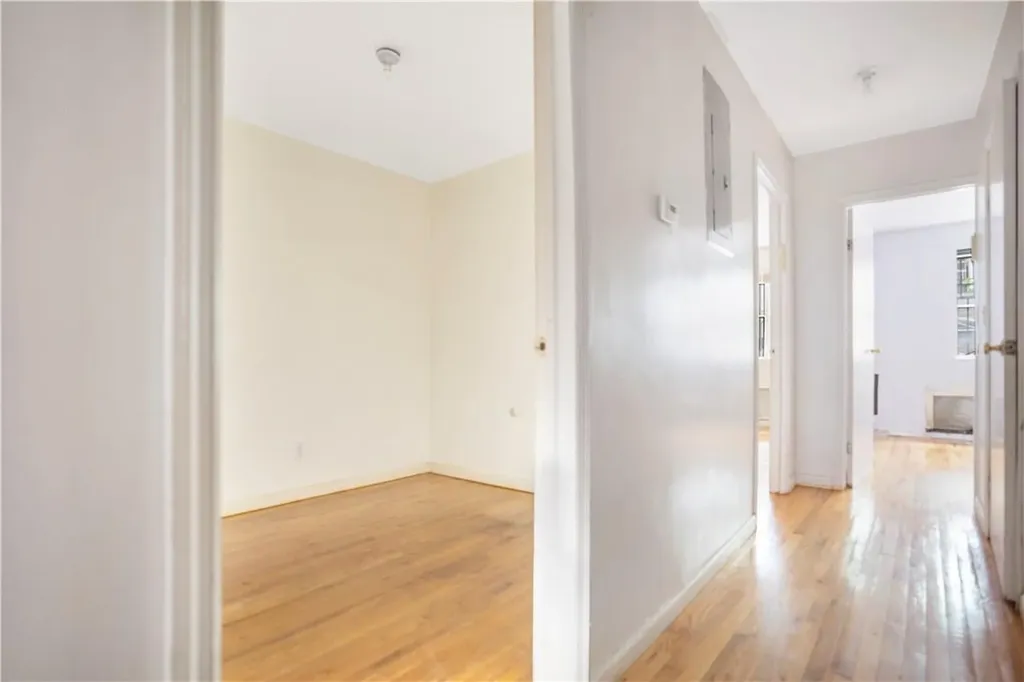 36 Broadway Brooklyn NY 11249