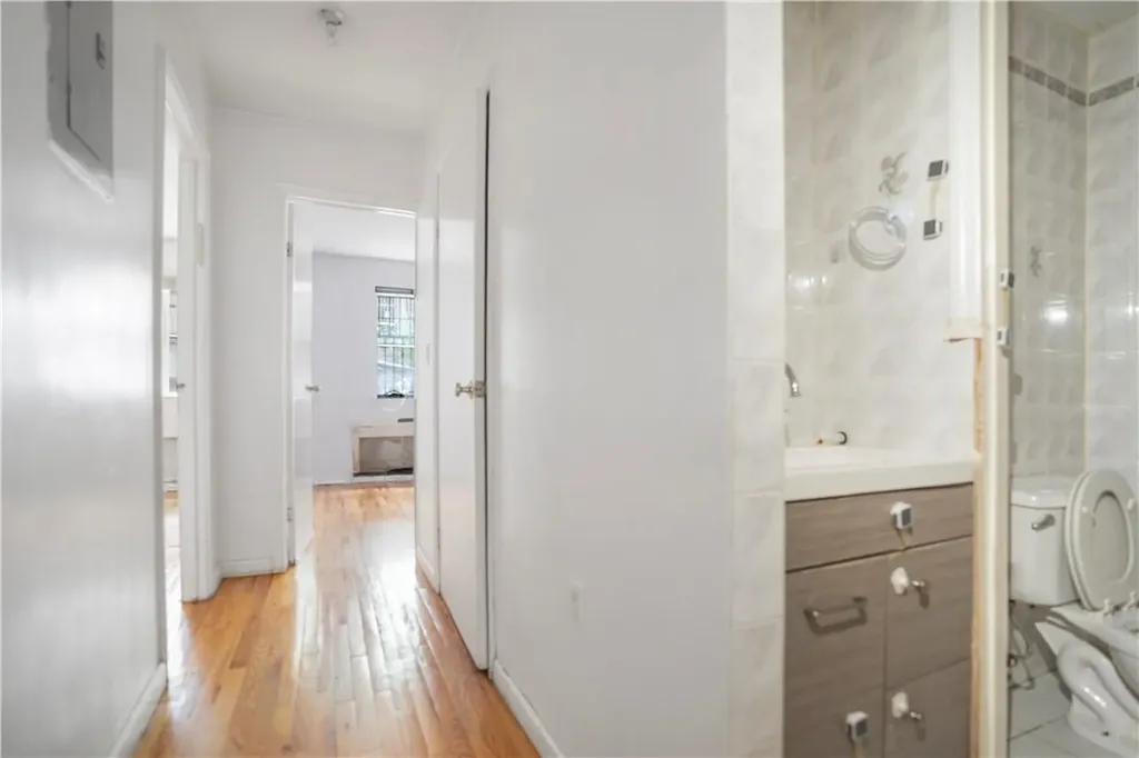 36 Broadway Brooklyn NY 11249
