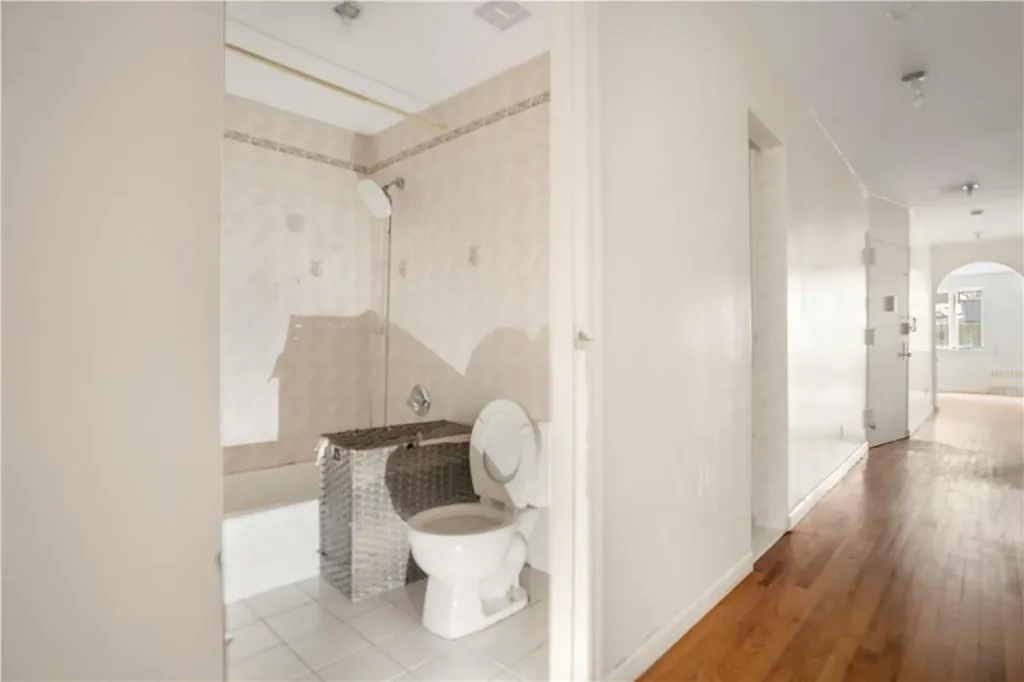 36 Broadway Brooklyn NY 11249