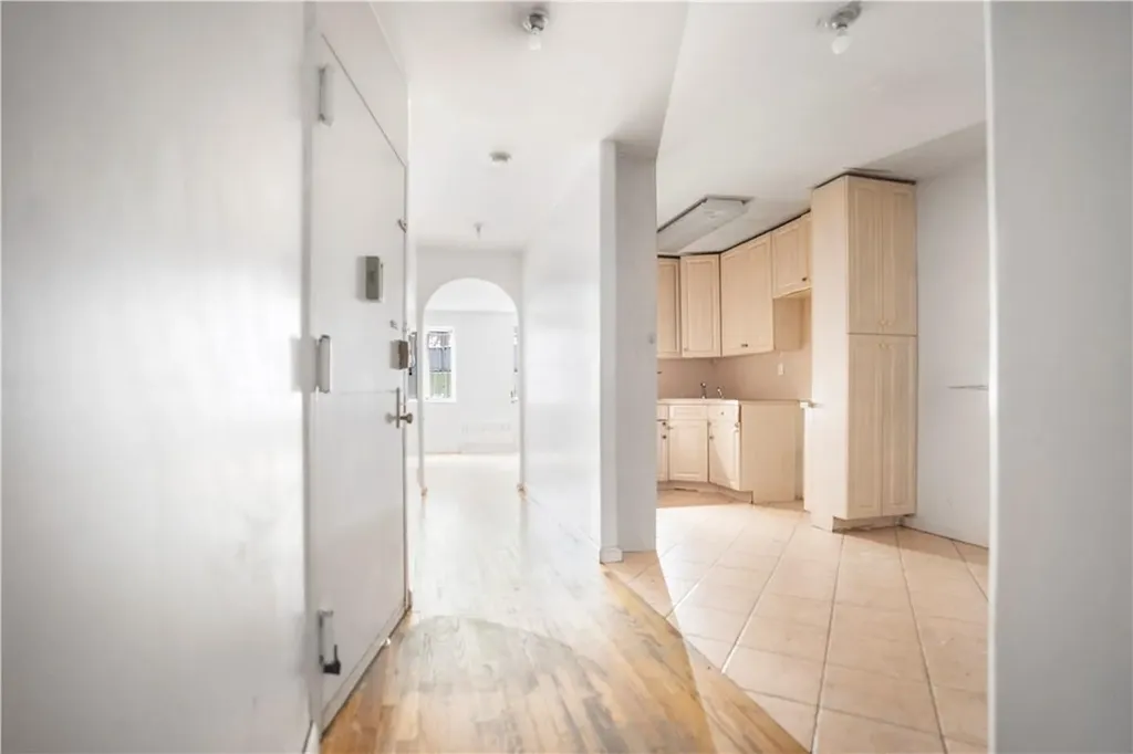 36 Broadway Brooklyn NY 11249