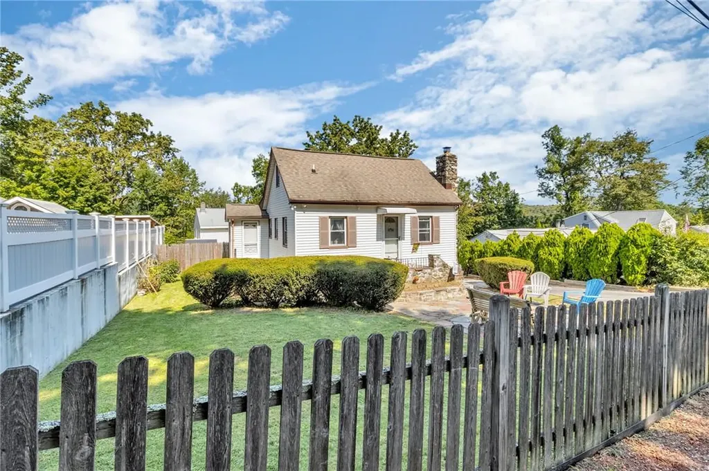 337 Rockledge Road Mahopac NY 10541