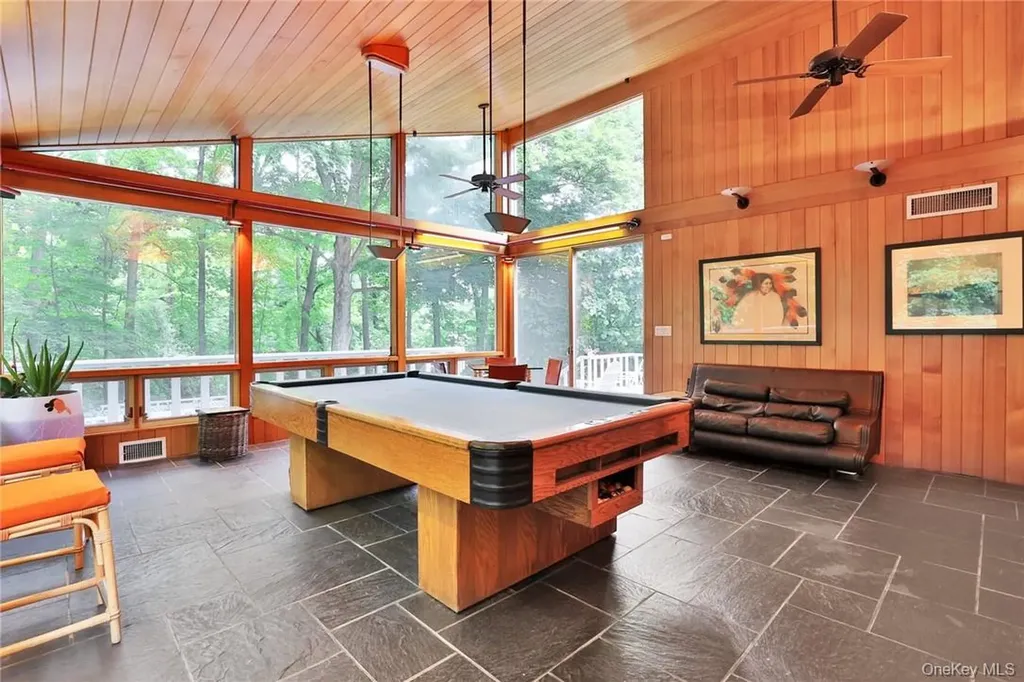5 Deerfield Lane Mamaroneck NY 10543