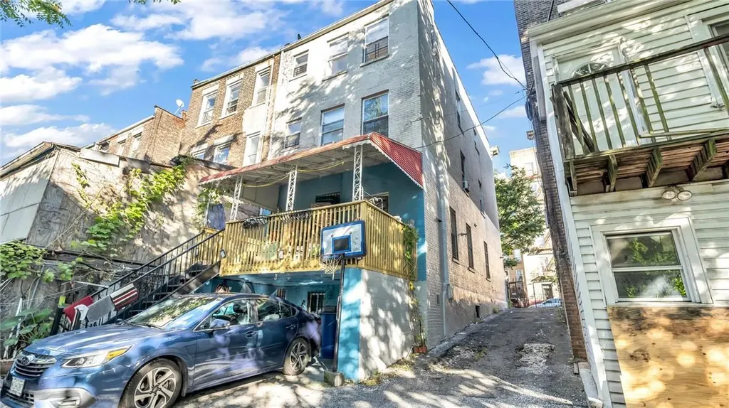 2301 Loring Place N Bronx NY 10468