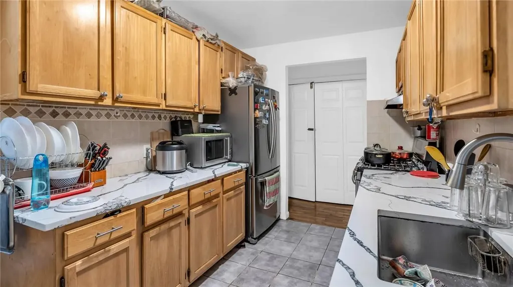 2301 Loring Place N Bronx NY 10468