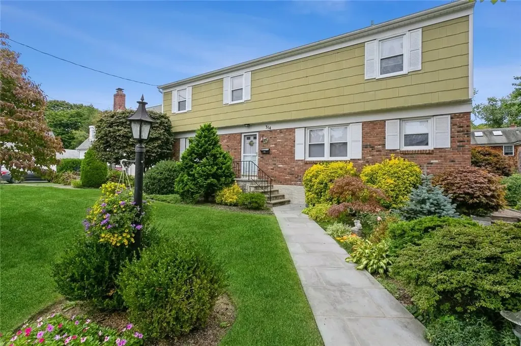 314 Willis Avenue Hawthorne NY 10532