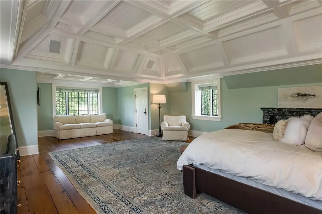 53 Park Drive S Rye NY 10580
