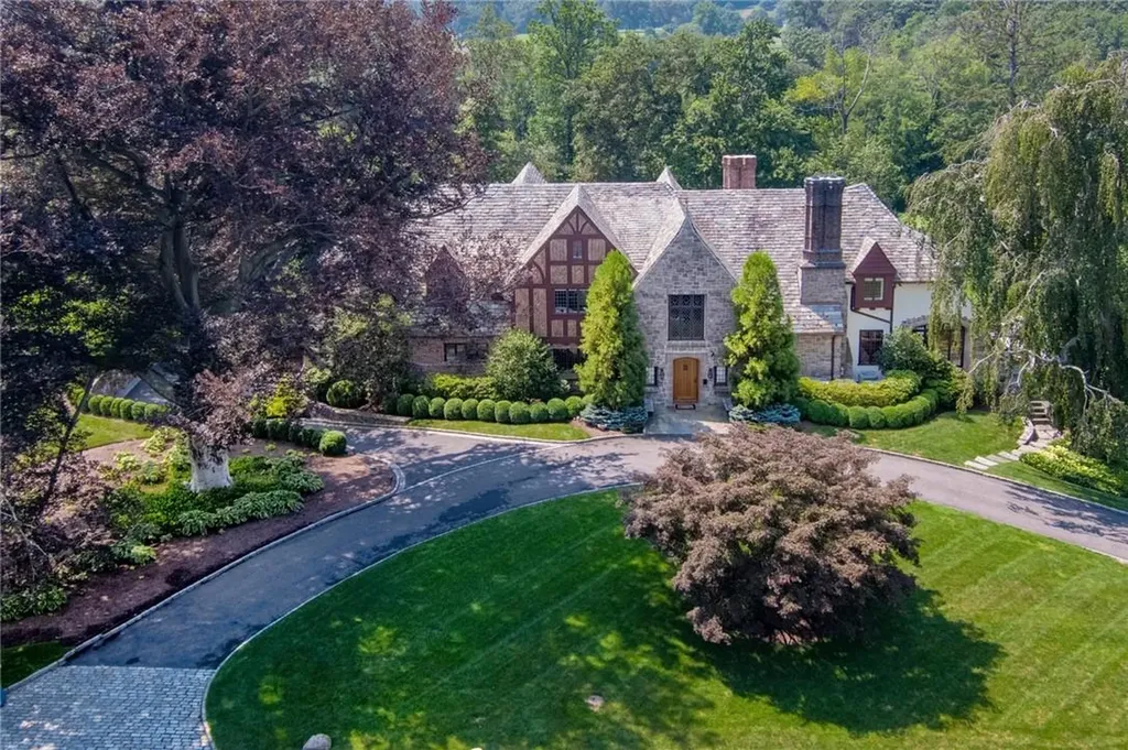 53 Park Drive S Rye NY 10580