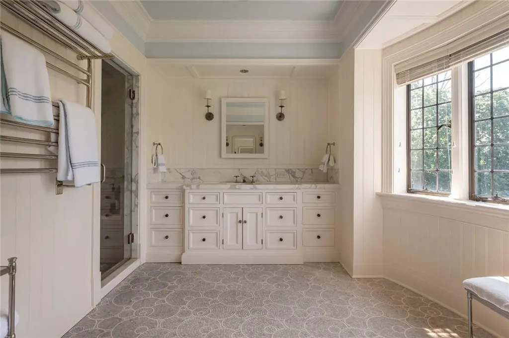 53 Park Drive S Rye NY 10580