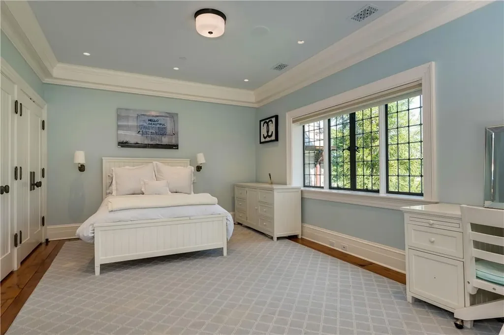 53 Park Drive S Rye NY 10580