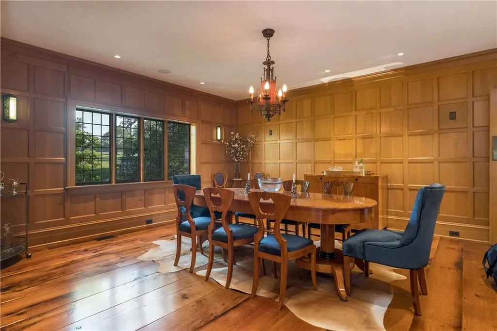 53 Park Drive S Rye NY 10580