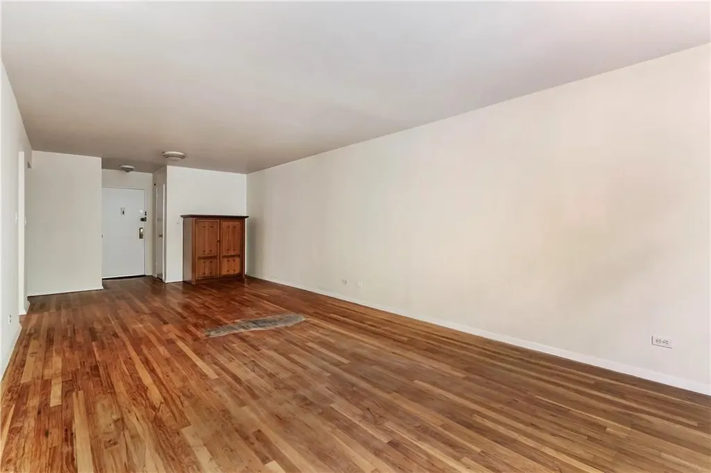 525 W 236th Street Bronx NY 10463