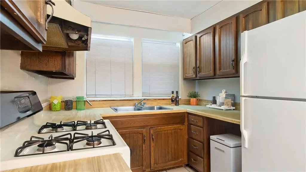 3131 Sands Place Bronx NY 10461