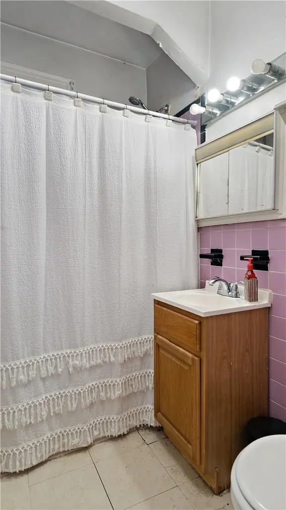 3131 Sands Place Bronx NY 10461