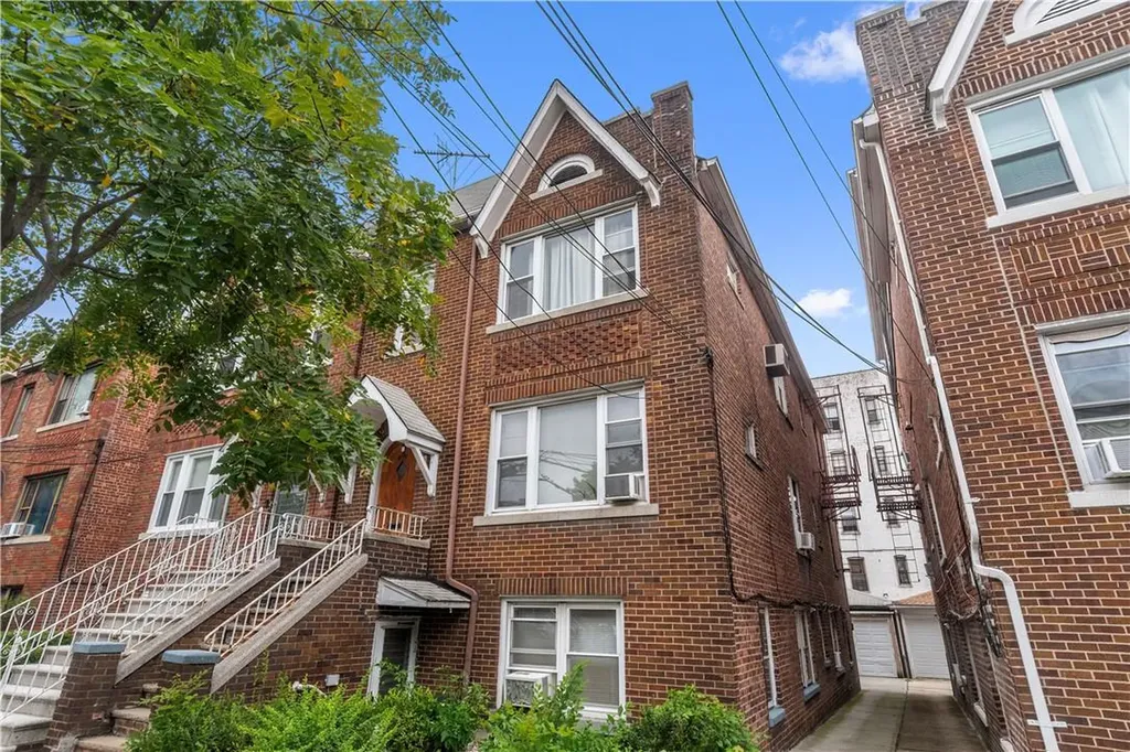 3131 Sands Place Bronx NY 10461
