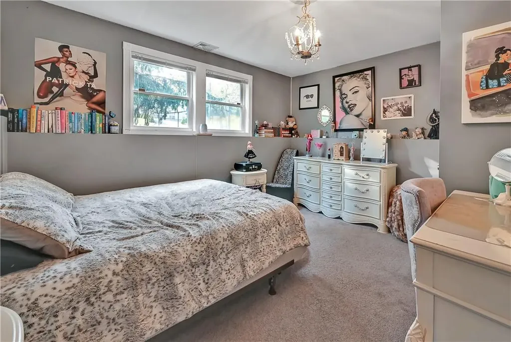 62 Tennyson Drive Nanuet NY 10954