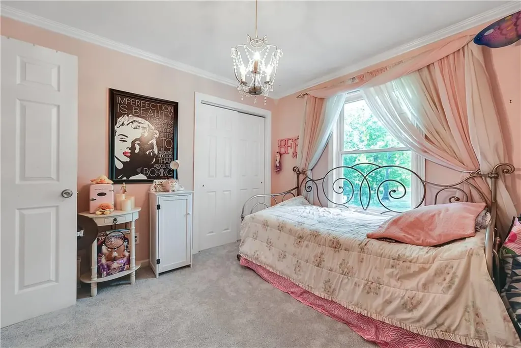 62 Tennyson Drive Nanuet NY 10954